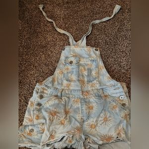 Daisy overalls